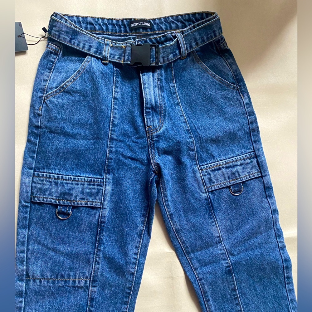 Jeans - Picture 2 of 7